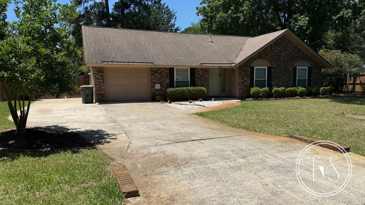 House for rent at 454 Floyd Circle, Hinesville, GA 31313