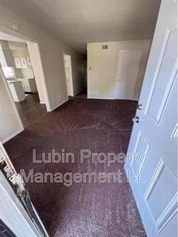 Apartment for rent at 3579 Fox Meadows Rd, Memphis, TN 38115