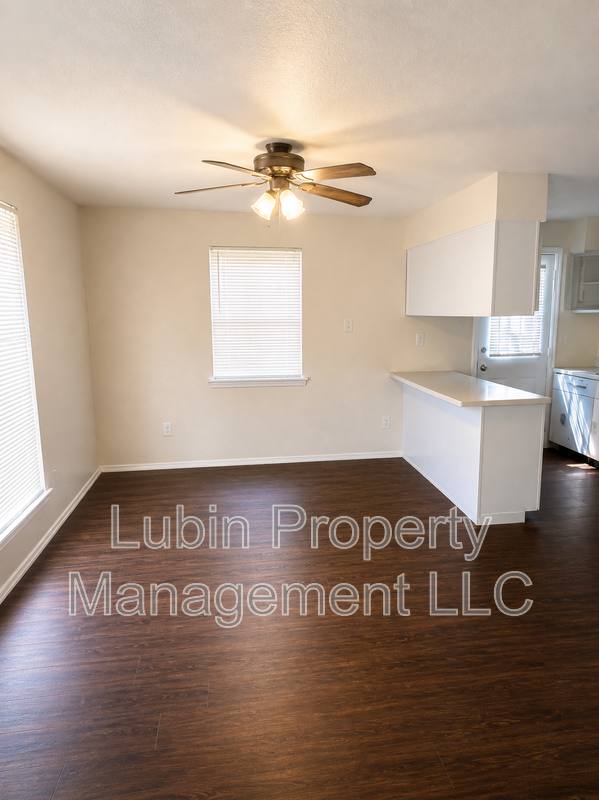 Apartment for rent at 3579 Fox Meadows Rd, Memphis, TN 38115
