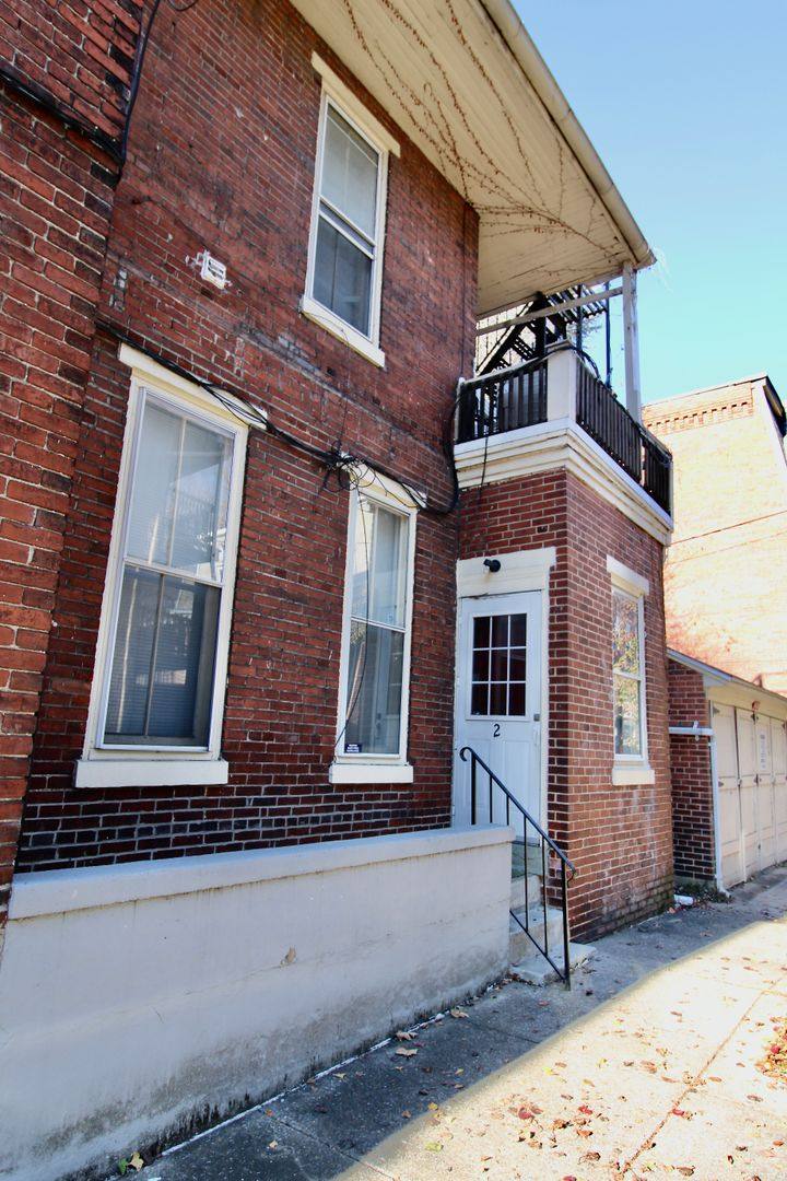Apartment for rent at 206 Hamilton St, Harrisburg, PA 17102