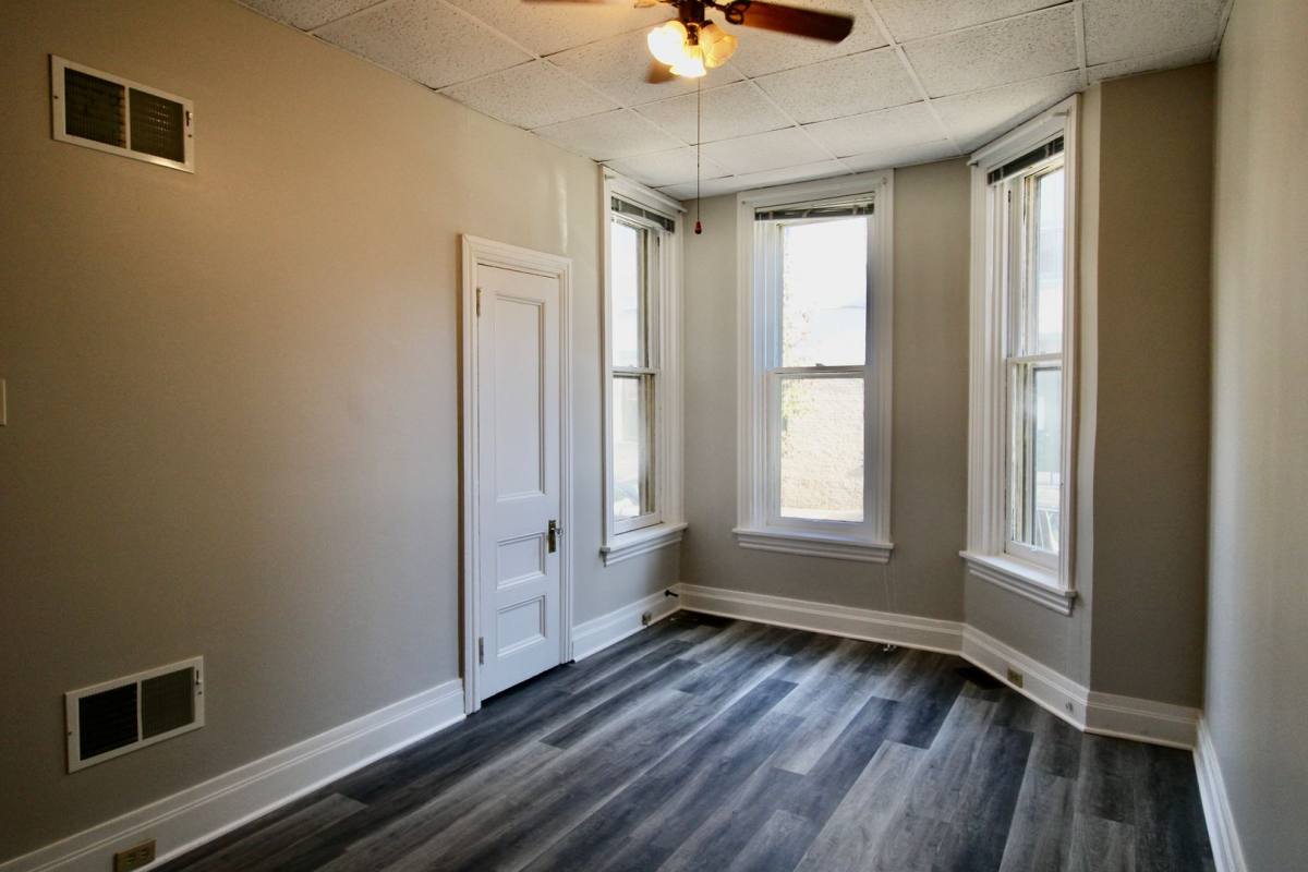 Apartment for rent at 206 Hamilton St, Harrisburg, PA 17102