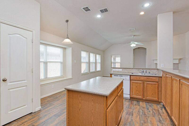 House for rent at 2849 Evening Mist Dr, Little Elm, TX 75068