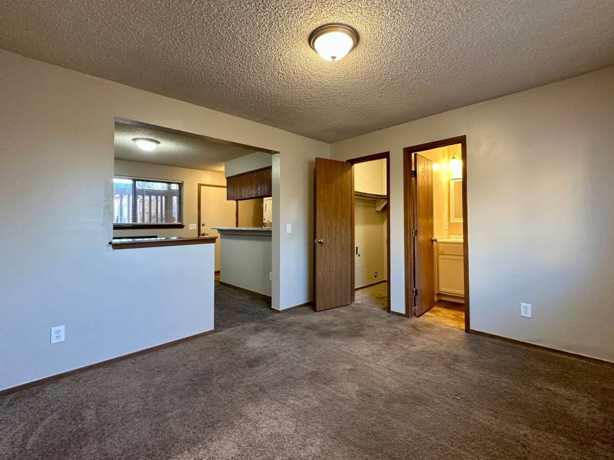 Apartment for rent at 2120 N Old Manor Rd, Wichita, KS 67208