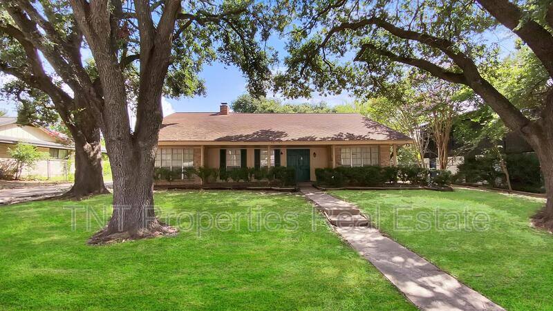 House for rent at 1103 Glade St, College Station, TX 77840