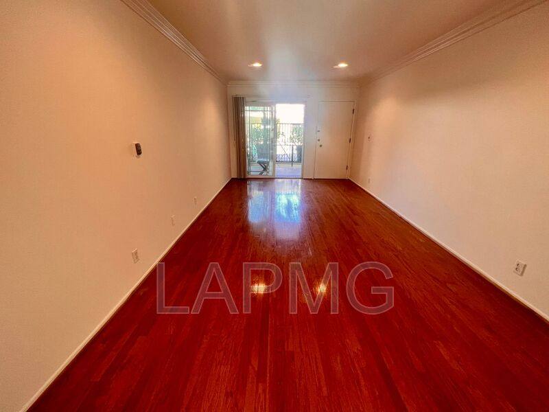 Apartment for rent at 8130 Norton Ave #6, Los Angeles, CA 90046