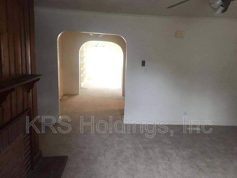 Apartment for rent at 211 Maycox Ave #B, Norfolk, VA 23505