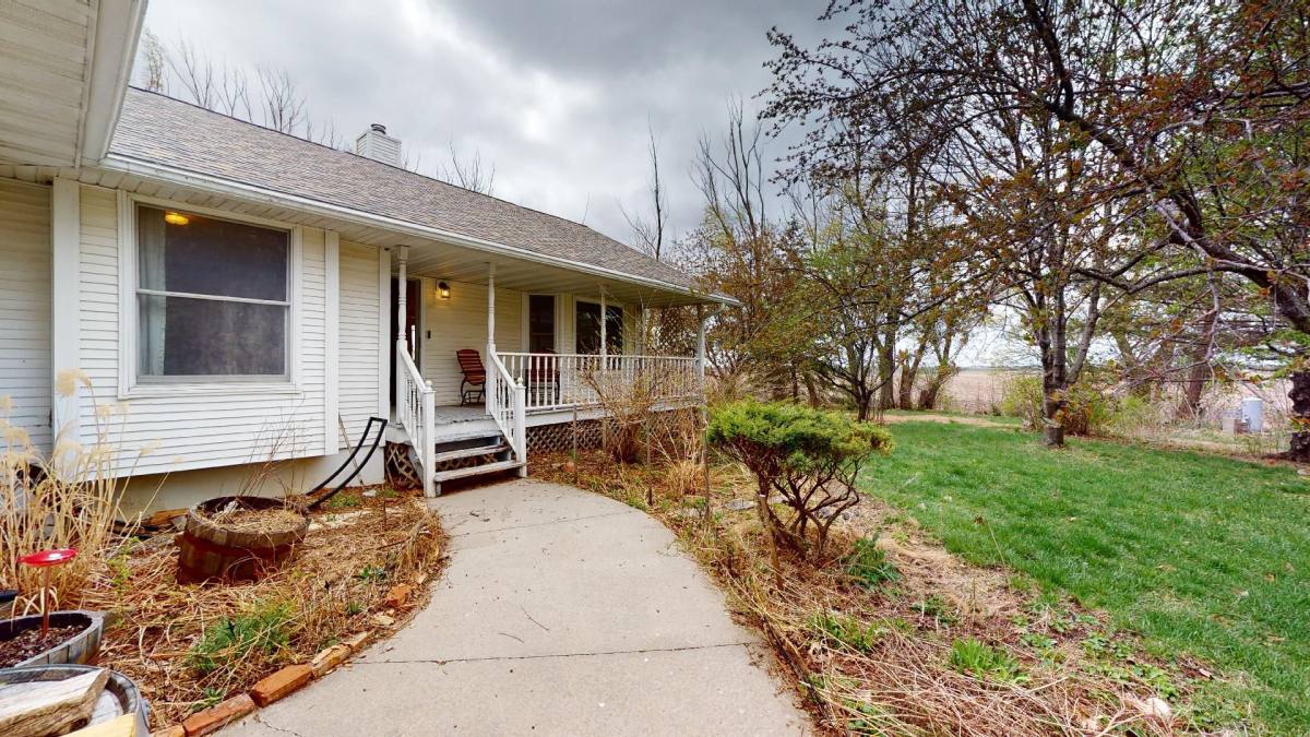 House for rent at 64330 Lincoln Highway, Nevada, IA 50201