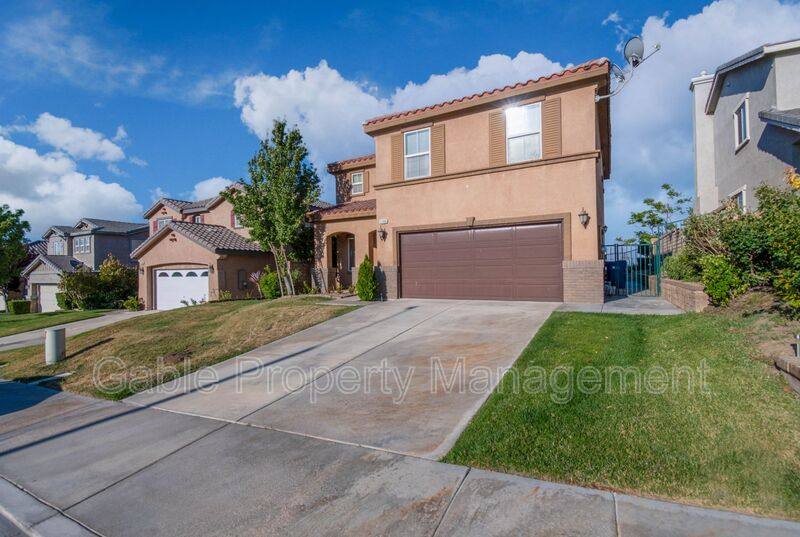 House for rent at 37400 Queen Anne Place, Palmdale, CA 93551