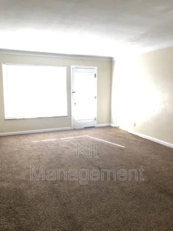 Apartment for rent at 2535 W Bancroft #8, Toledo, OH 43607