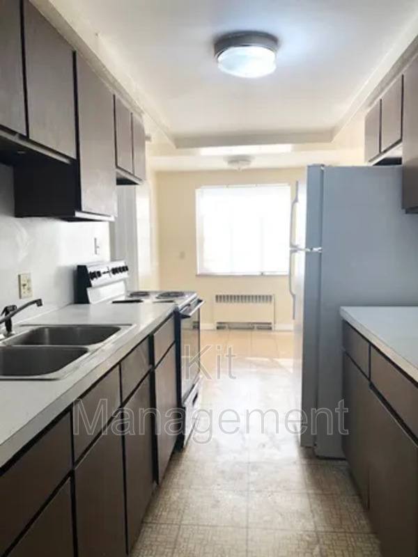 Apartment for rent at 2535 W Bancroft #8, Toledo, OH 43607