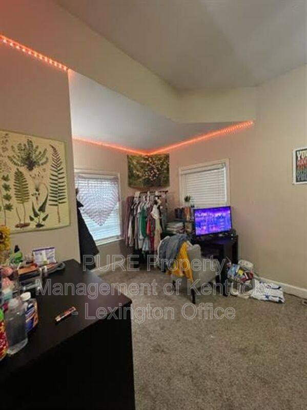 House for rent at 444 N Broadway, Lexington, KY 40508