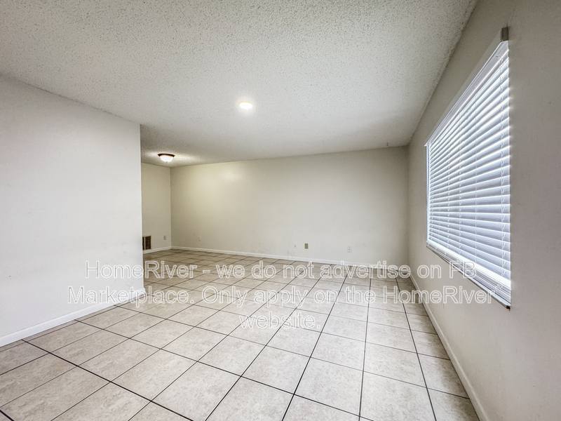 Condo for rent at 9101 W Hillsborough Ave #I-110, Tampa, FL 33615