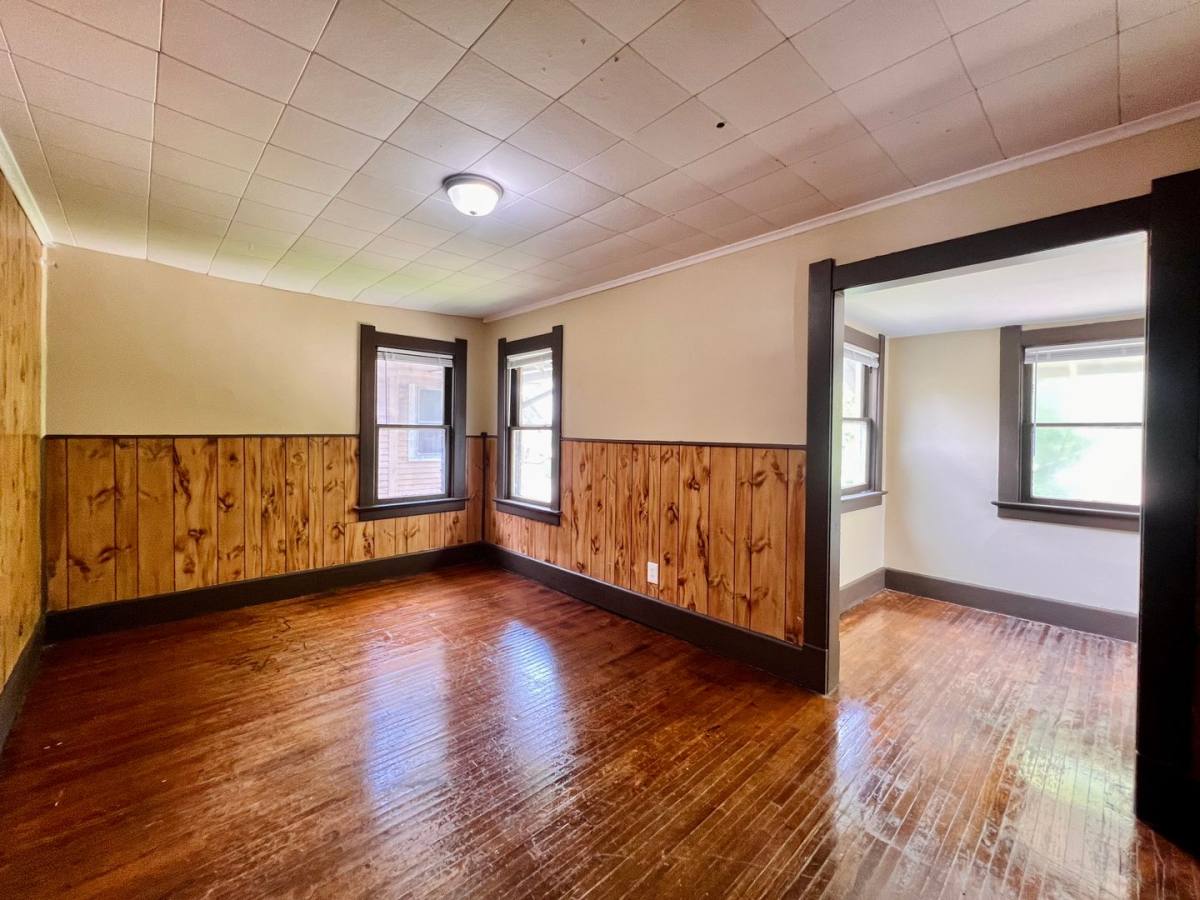 House for rent at 614 Cadillac Court, Toledo, OH 43610