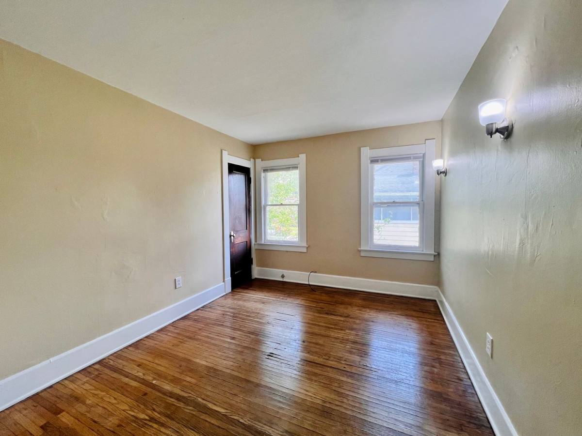 House for rent at 610 Cadillac St, Toledo, OH 43610