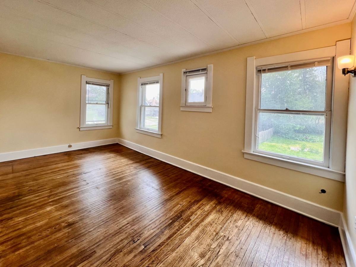House for rent at 610 Cadillac St, Toledo, OH 43610