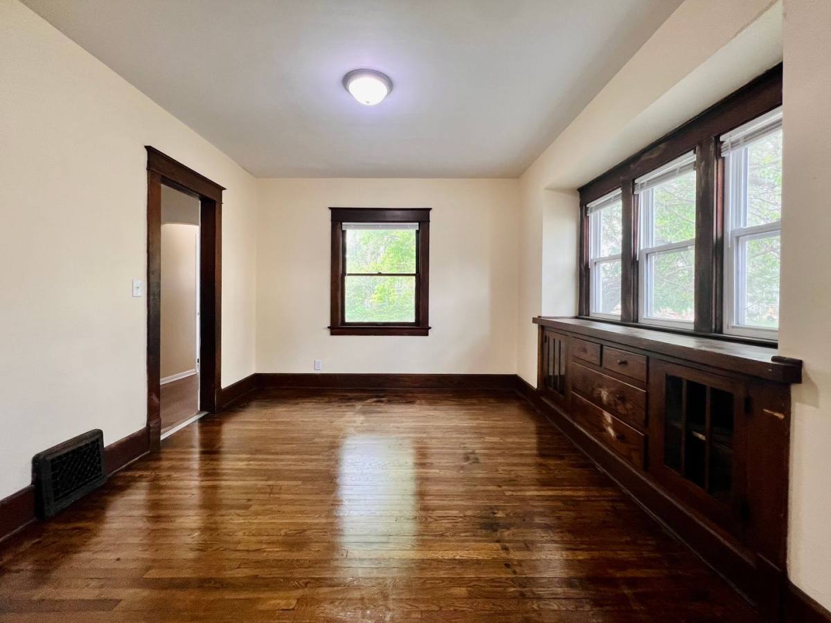 House for rent at 610 Cadillac St, Toledo, OH 43610