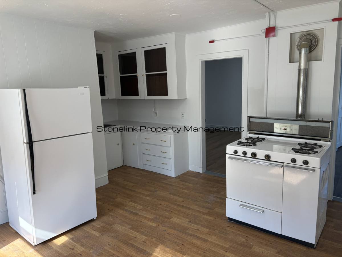 Apartment for rent at 622 Union Ave, Providence, RI 02909