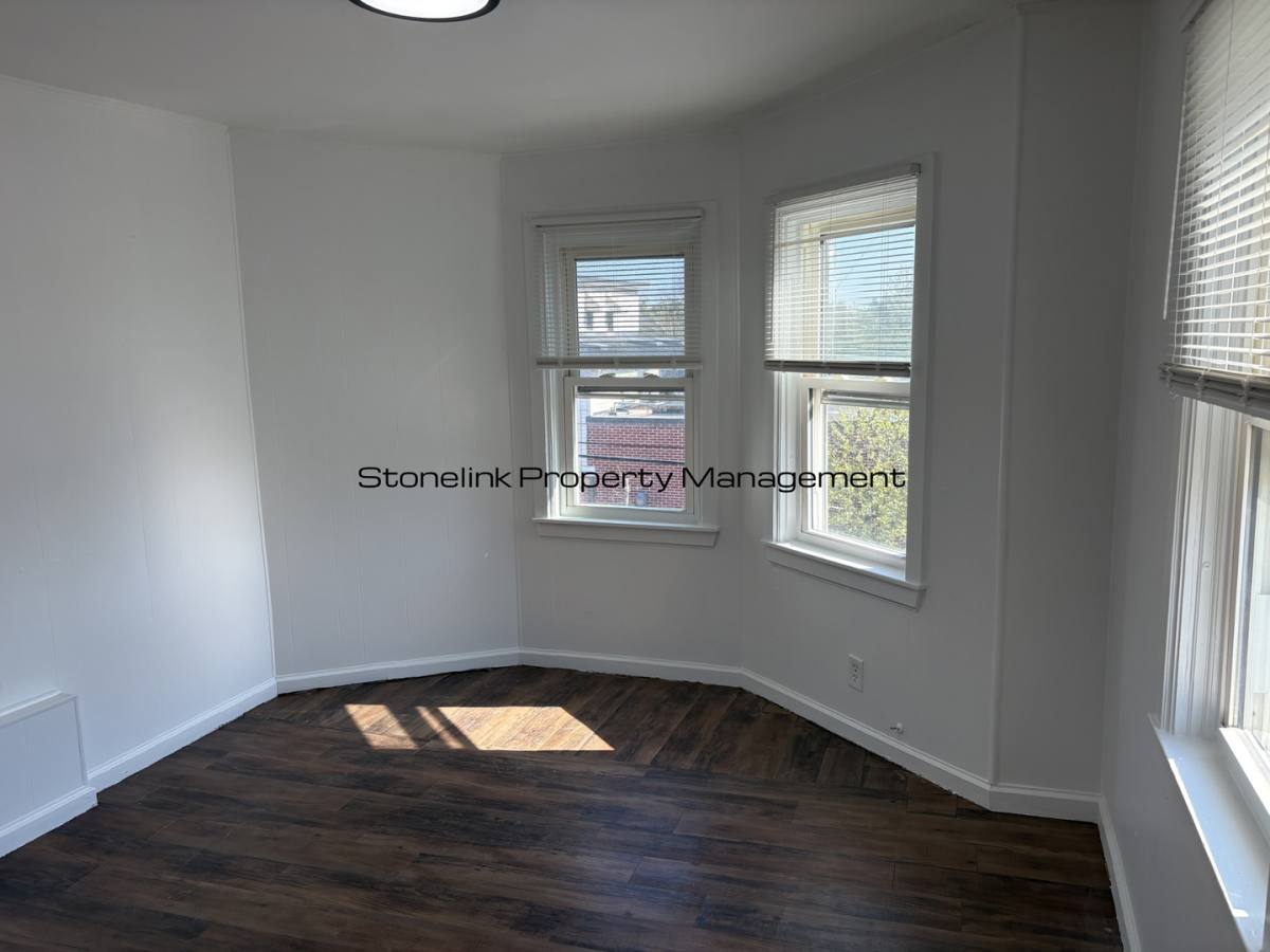 Apartment for rent at 622 Union Ave, Providence, RI 02909