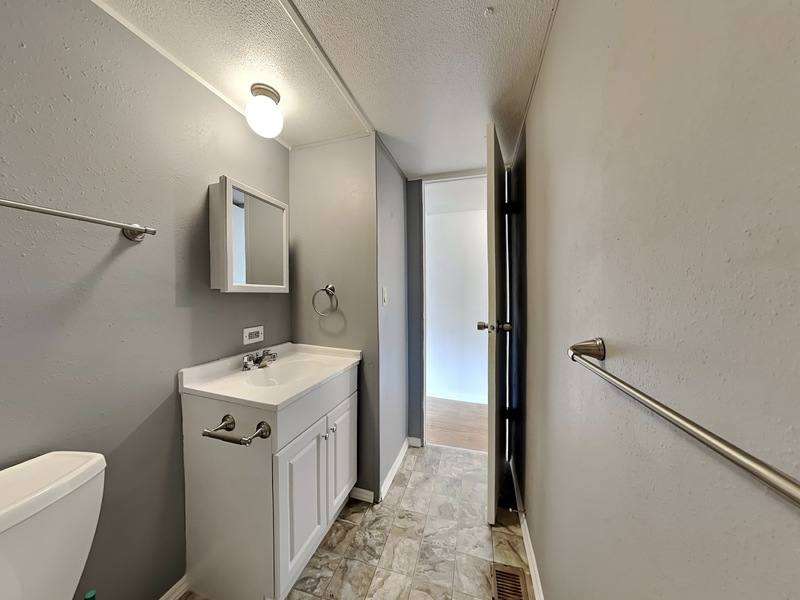 House for rent at 804 Weeping Willow Ave, Lady Lake, FL 32159