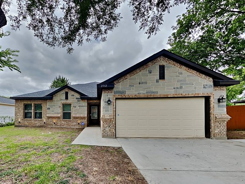 House for rent at 2512 Sharon St, Dallas, TX 75211