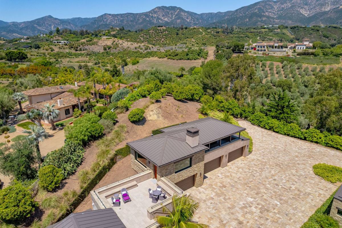 House for rent at 2700 Vista Oceano Lane, Summerland, CA 93067