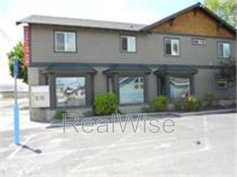 Apartment for rent at 219 NW 6th St #3, Redmond, OR 97756