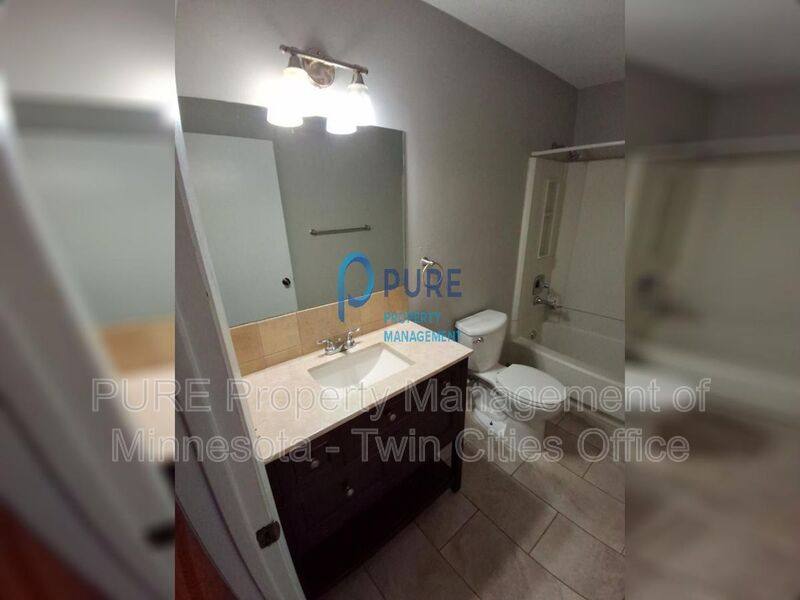Apartment for rent at 1628 Cumberland St #4, Saint Paul, MN 55117