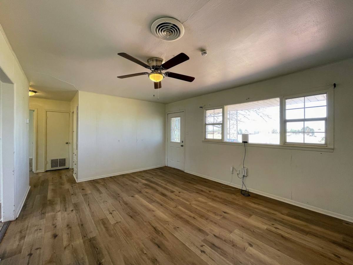 House for rent at 1101 S 15th, Lamesa, TX 79331