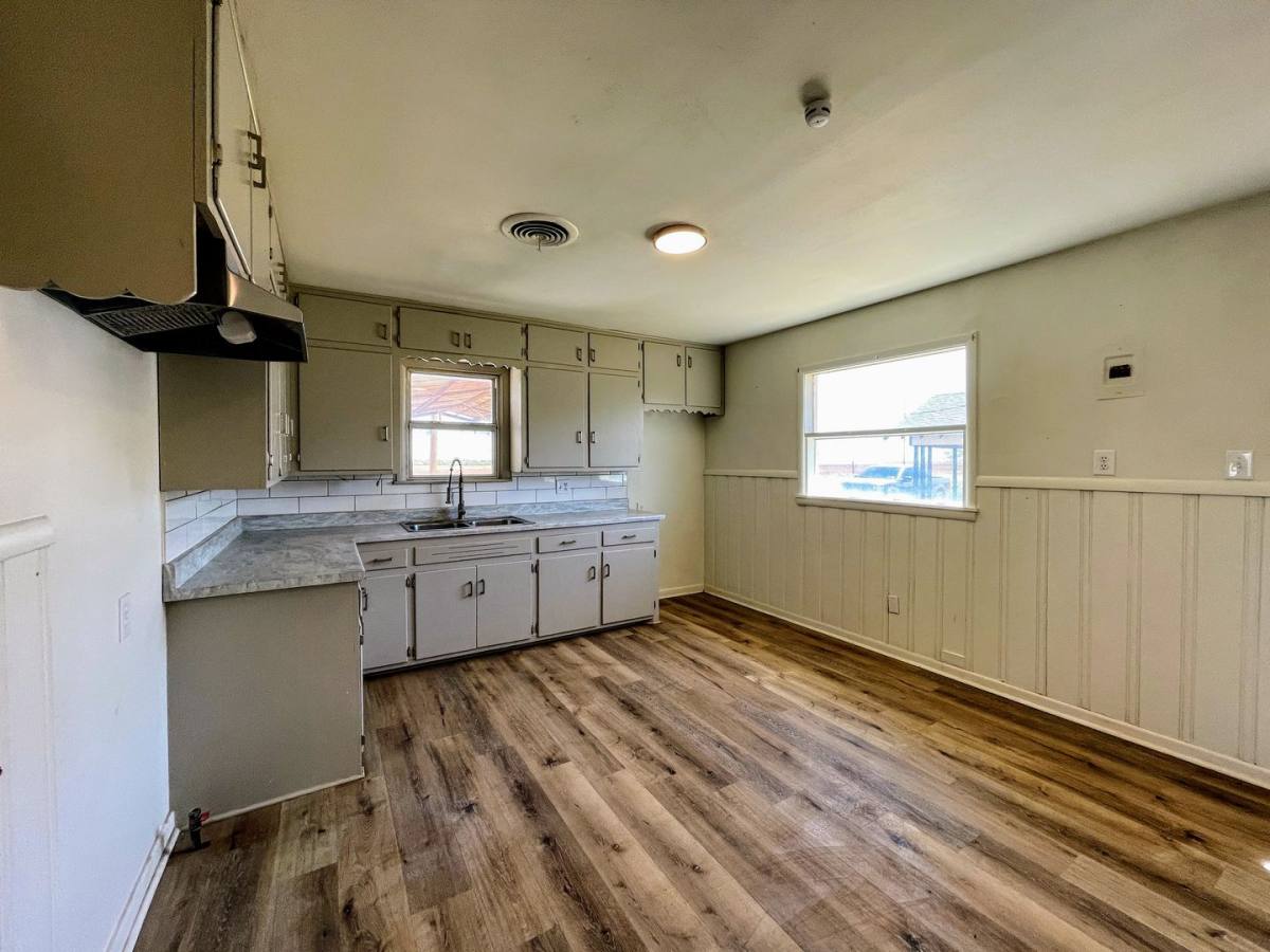 House for rent at 1101 S 15th, Lamesa, TX 79331