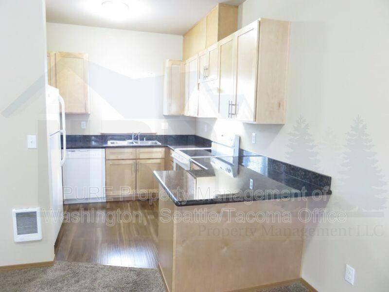 Townhouse for rent at 8015 Pacific Ave #20, Tacoma, WA 98408