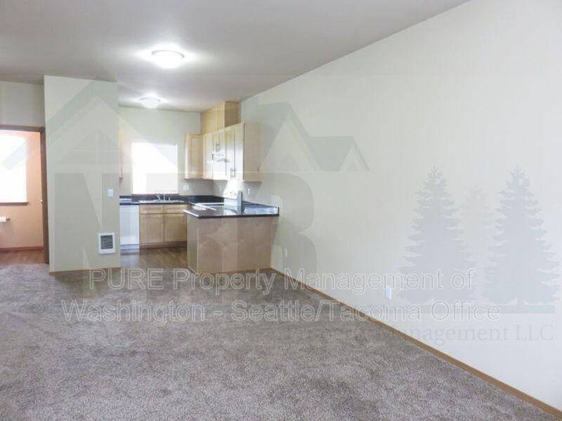 Townhouse for rent at 8015 Pacific Ave #20, Tacoma, WA 98408
