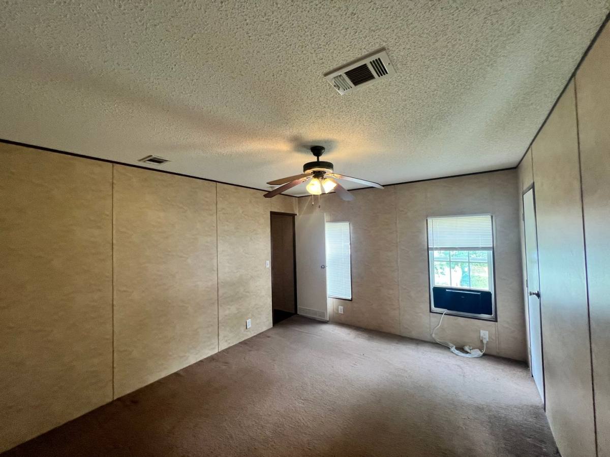 House for rent at 512 W Alabama Ave, Chickasha, OK 73018