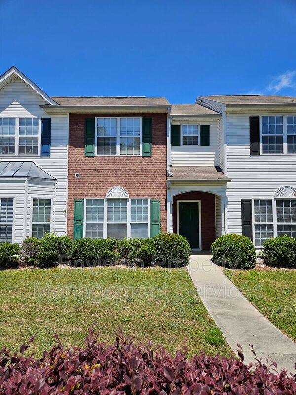 Townhouse for rent at 3275 Oakley Place #18, Union City, GA 30291