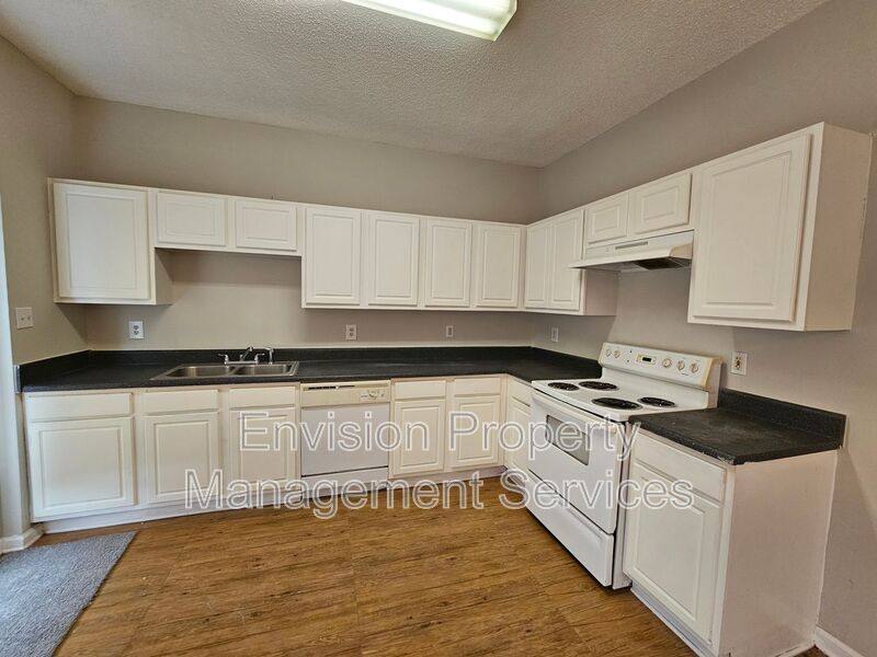 Townhouse for rent at 3275 Oakley Place #18, Union City, GA 30291