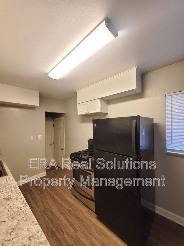 Apartment for rent at 1460 Oakwood Ave, Columbus, OH 43206