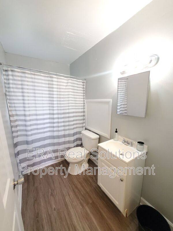 Apartment for rent at 1460 Oakwood Ave, Columbus, OH 43206