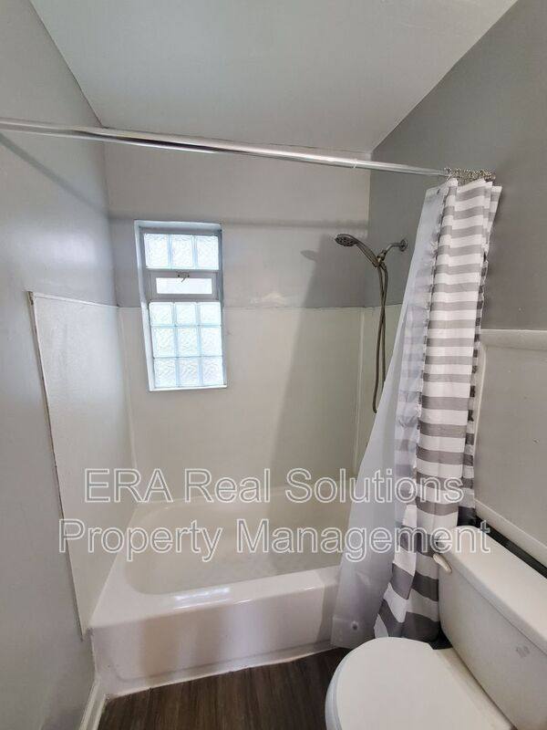 Apartment for rent at 1460 Oakwood Ave, Columbus, OH 43206