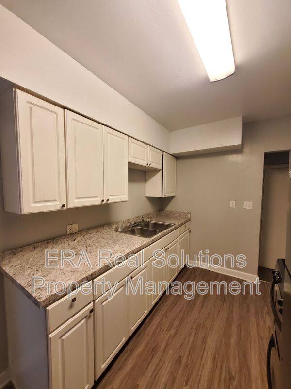 Apartment for rent at 1460 Oakwood Ave, Columbus, OH 43206