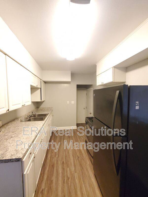 Apartment for rent at 1460 Oakwood Ave, Columbus, OH 43206