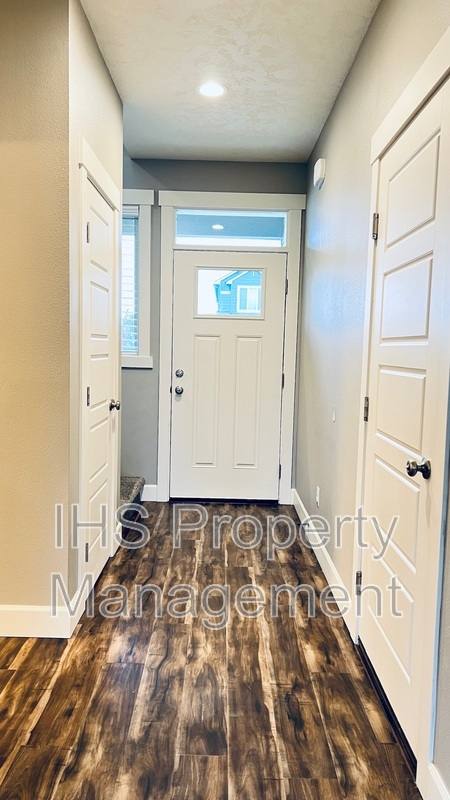 House for rent at 9801 Silverbright Dr, Pasco, WA 99301