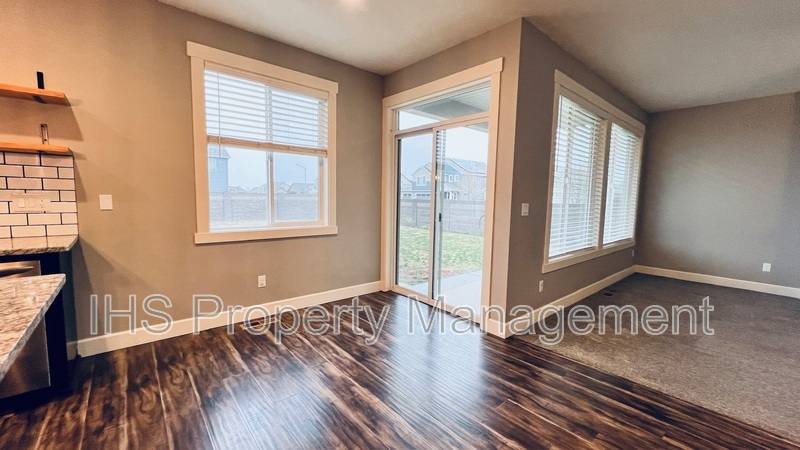 House for rent at 9801 Silverbright Dr, Pasco, WA 99301