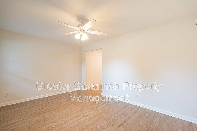 Apartment for rent at 402 E 3rd St #B, Springfield, GA 31329