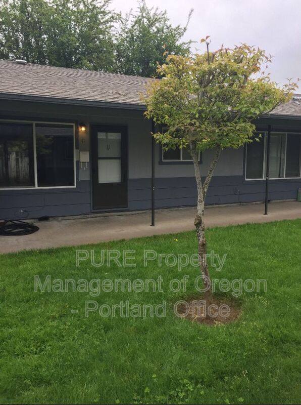 Apartment for rent at 1049 SE Walnut St #11, Hillsboro, OR 97123