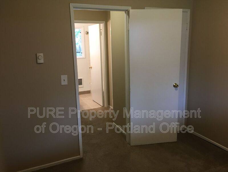 Apartment for rent at 1049 SE Walnut St #11, Hillsboro, OR 97123