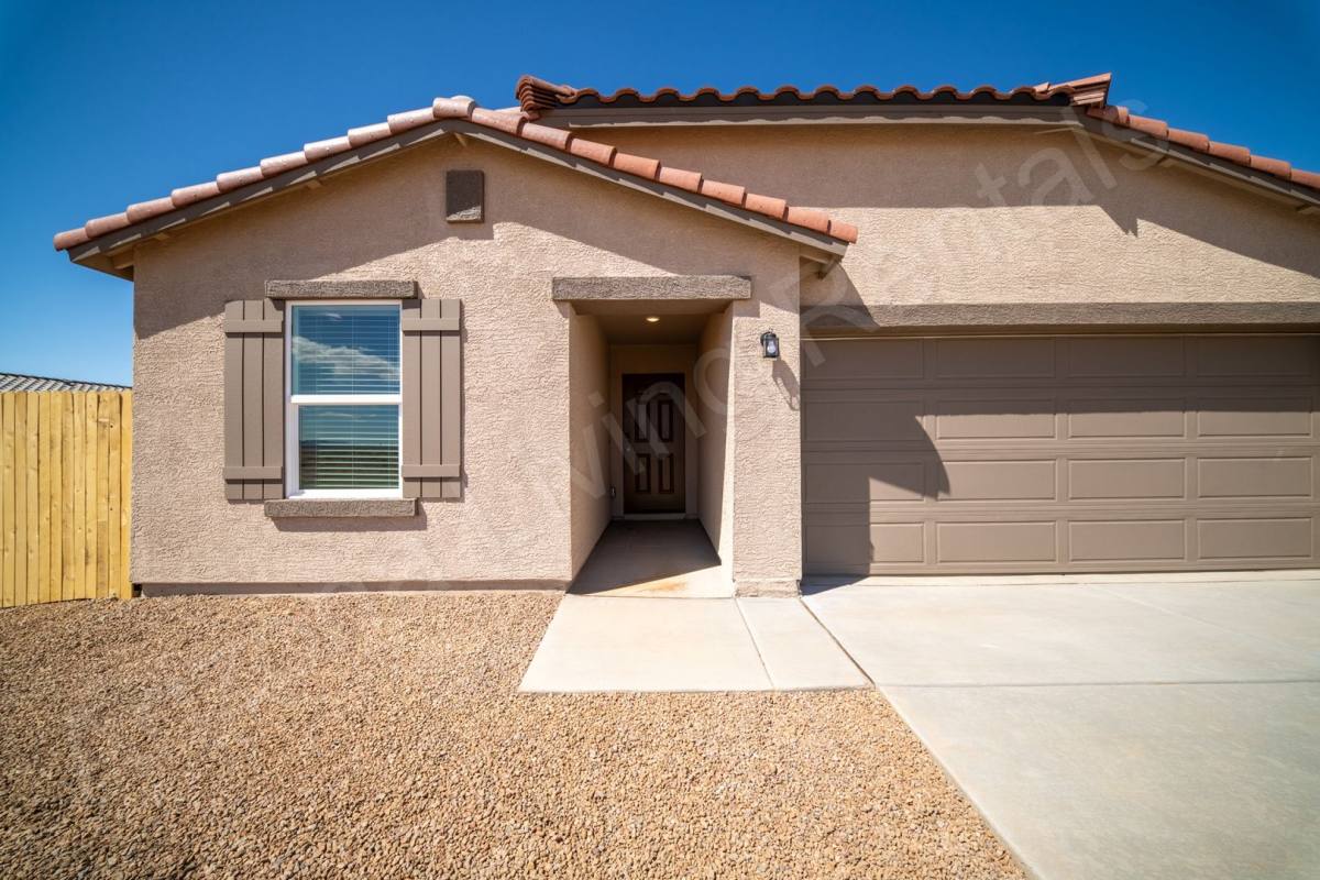 House for rent at 7143 Morningside Dr, Kingman, AZ 86401