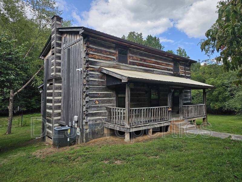 House for rent at 1273 Harbin Rd, Dandridge, TN 37725