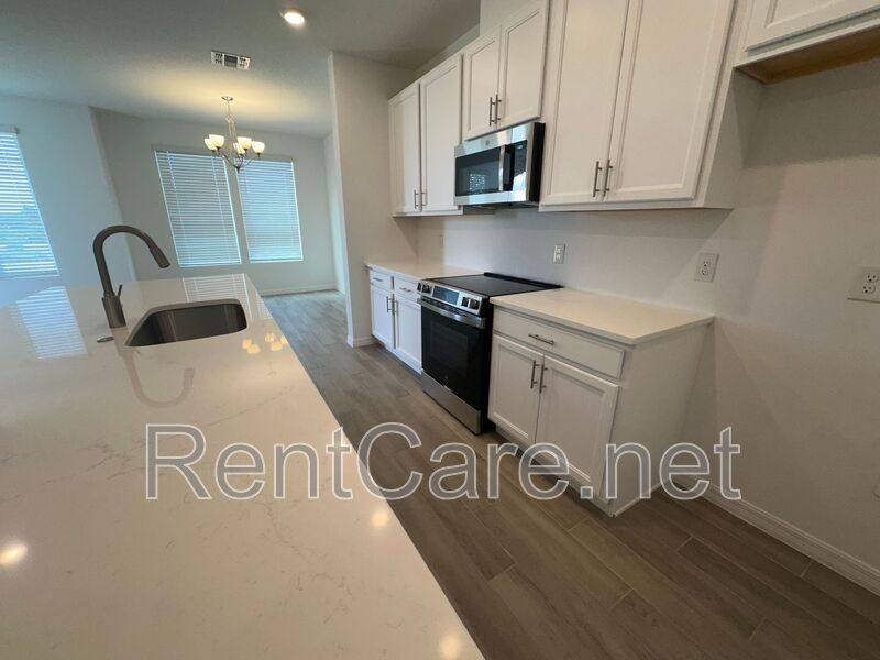 Townhouse for rent at 6541 Cyrils Dr, Saint Cloud, FL 34771