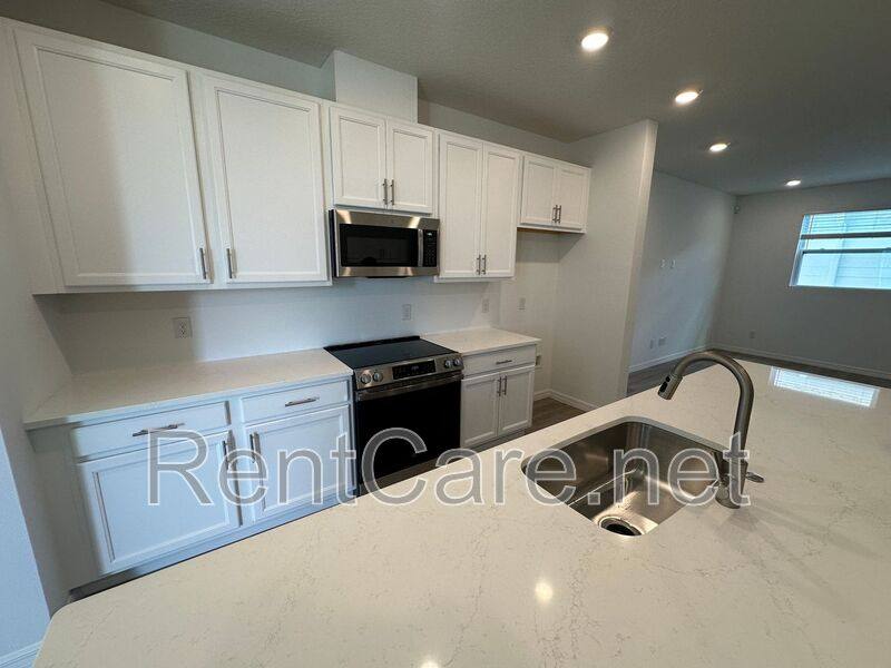 Townhouse for rent at 6541 Cyrils Dr, Saint Cloud, FL 34771