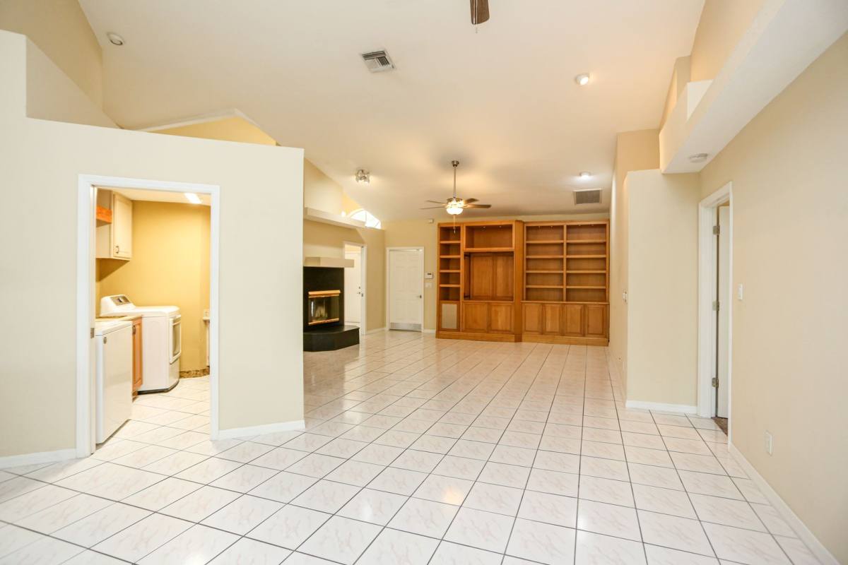 House for rent at 1040 Moon Lake Dr, Naples, FL 34104