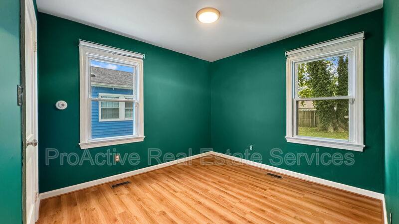 House for rent at 607 Lee St, Hampton, VA 23669